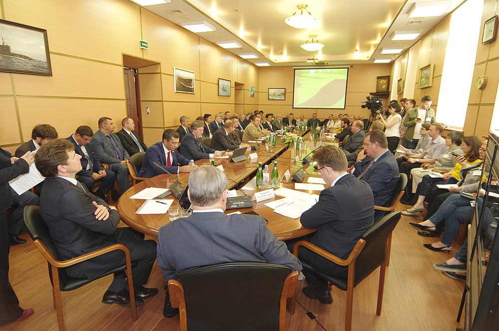 На полях Петербургского международного экономического форума обсудили вопросы развития судостроения